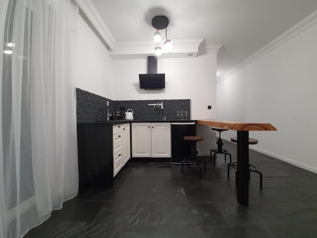 Korda Apartments 斯维诺乌伊希切 外观 照片